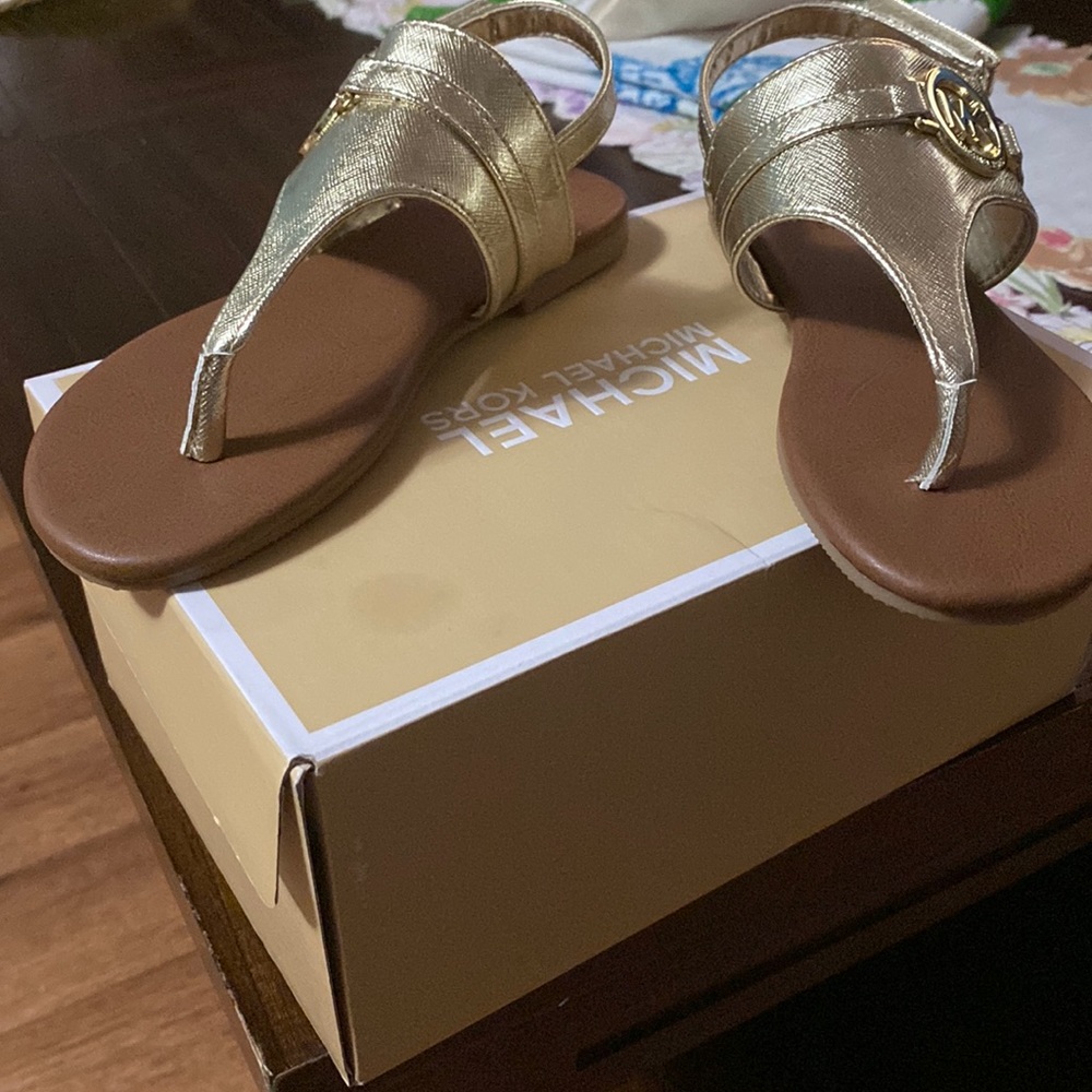 Girl sandals